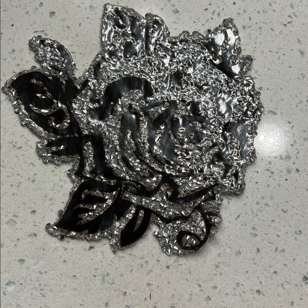 Black and Silver Rose Appliques - Picture 3 of 7